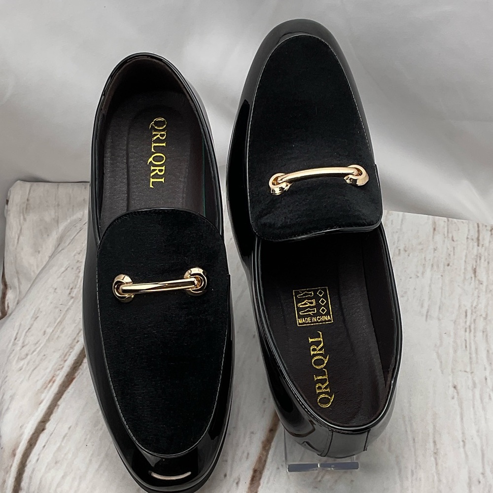 Black Loafers with‎ Gold Detail